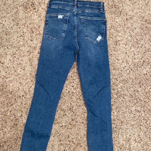 Top Shop Ripped Jeans - Picture 3 of 3